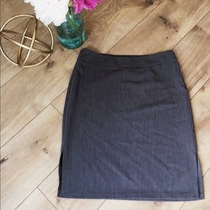 New Charcoal Gray Pencil skirt NWT Large